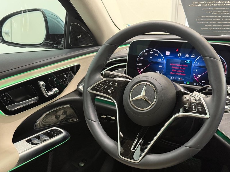 Mercedes-Benz E-Class Vehicle Image 11