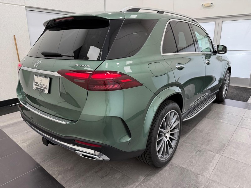 Mercedes-Benz GLE Vehicle Image 2