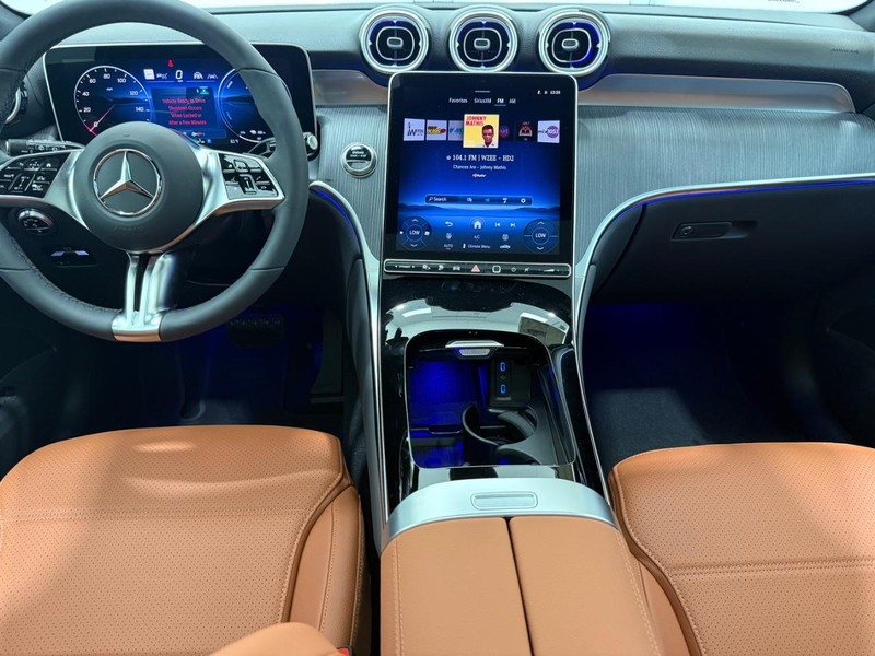 Mercedes-Benz GLC Vehicle Image 5