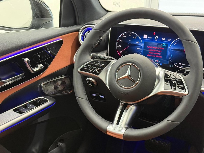 Mercedes-Benz GLC Vehicle Image 7