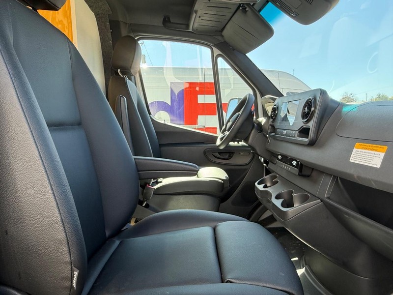 Mercedes-Benz Sprinter Cab Chassis Vehicle Image 5