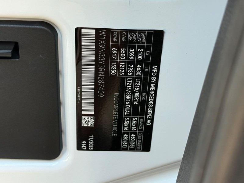 Mercedes-Benz Sprinter Cab Chassis Vehicle Image 14