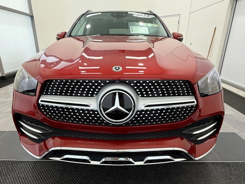 Mercedes-Benz GLE Vehicle Image 7