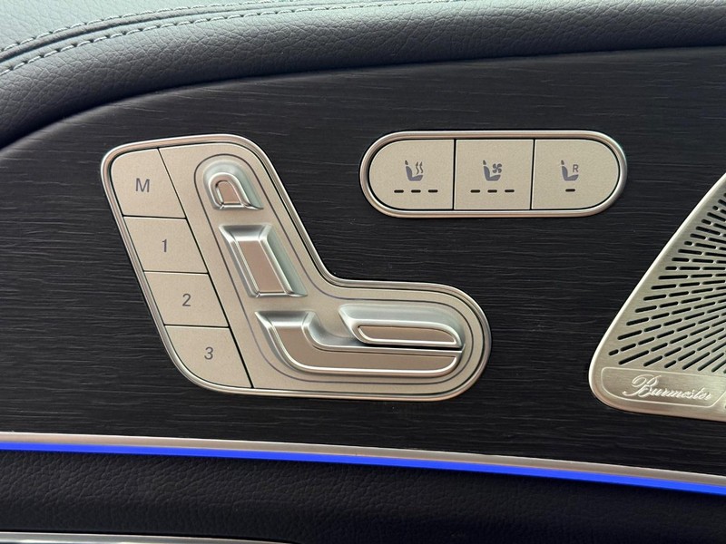 Mercedes-Benz GLE Vehicle Image 10