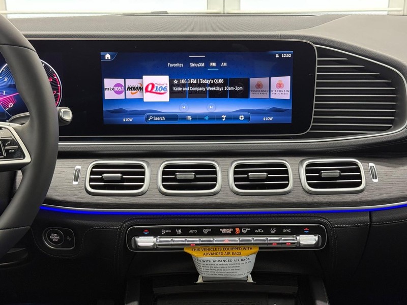 Mercedes-Benz GLE Vehicle Image 7