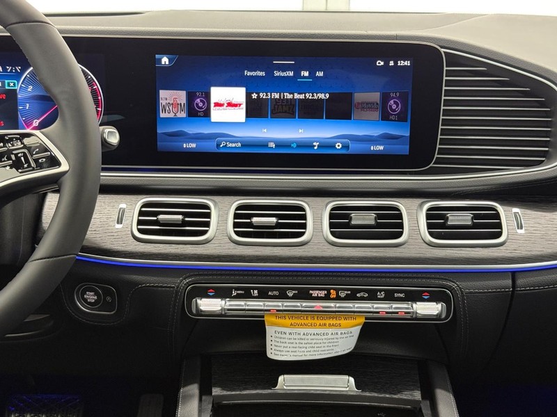 Mercedes-Benz GLE Vehicle Image 7