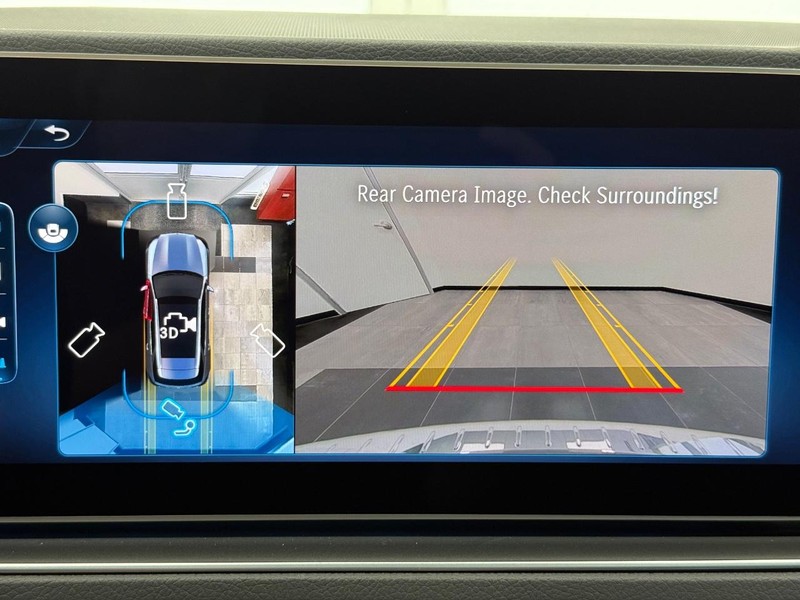 Mercedes-Benz GLE Vehicle Image 14