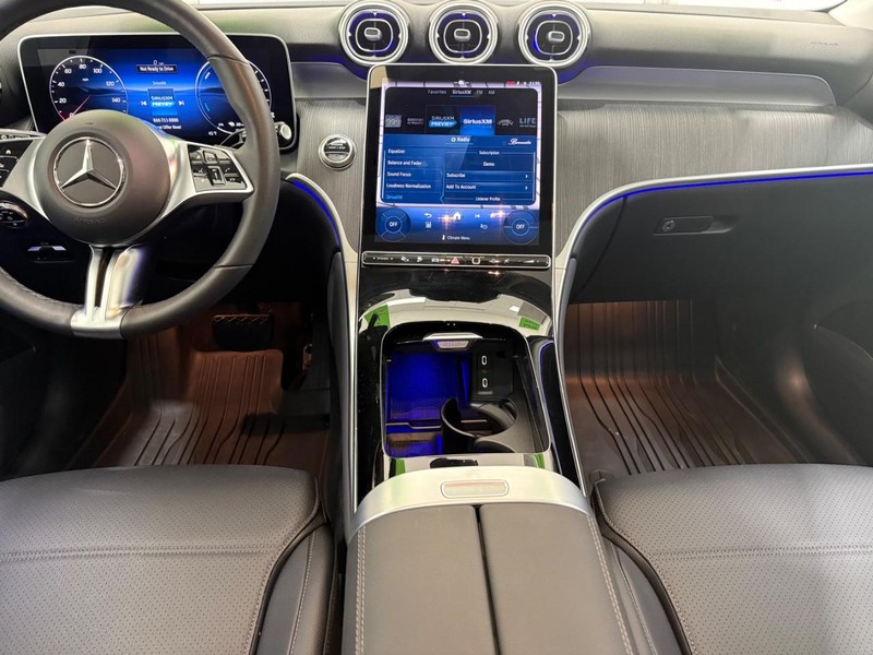 Mercedes-Benz GLC Vehicle Image 5