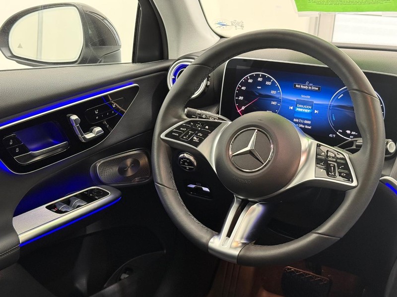 Mercedes-Benz GLC Vehicle Image 7