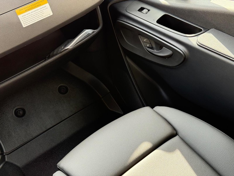 Mercedes-Benz Sprinter Cargo Van Vehicle Image 9