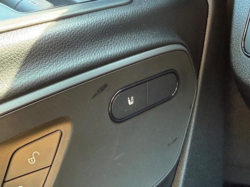 Mercedes-Benz Sprinter Cargo Van Vehicle Image 15