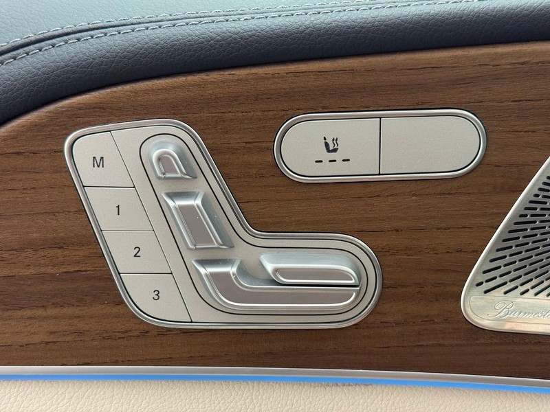 Mercedes-Benz GLE Vehicle Image 13