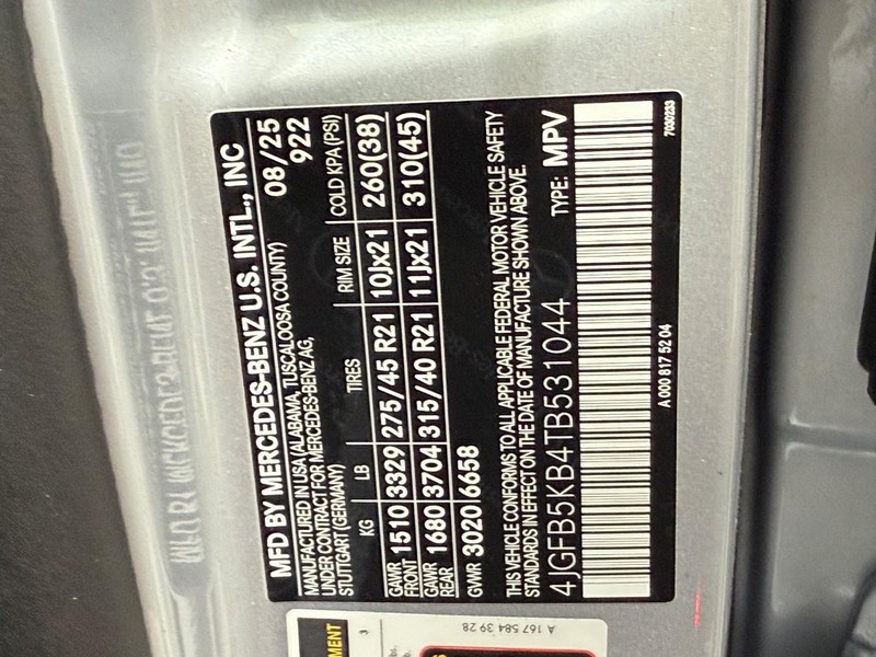 Mercedes-Benz GLE Vehicle Image 17