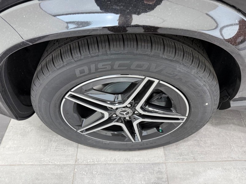 Mercedes-Benz GLE Vehicle Image 3