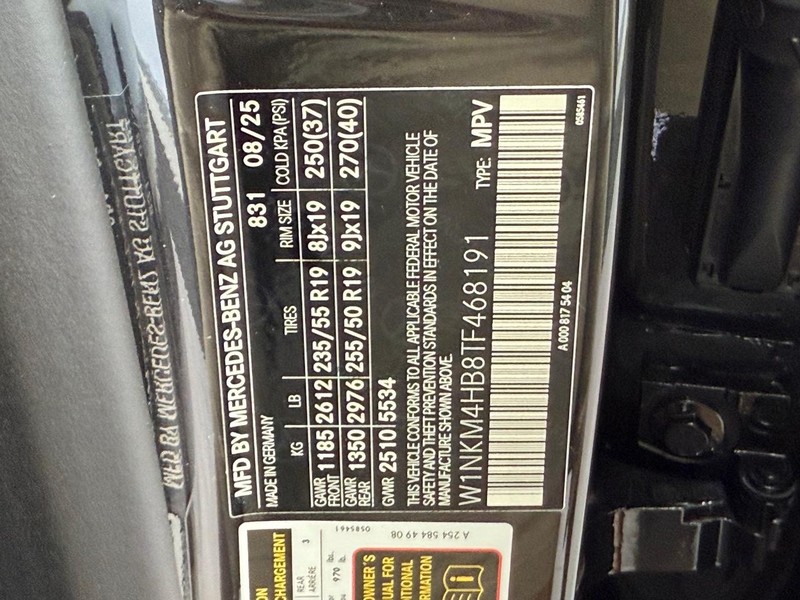 Mercedes-Benz GLC Vehicle Image 17