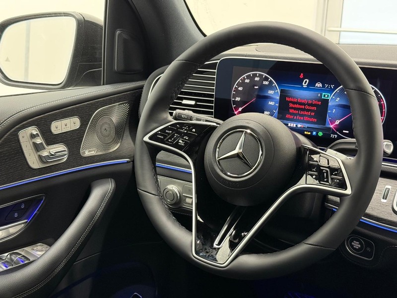 Mercedes-Benz GLE Vehicle Image 8
