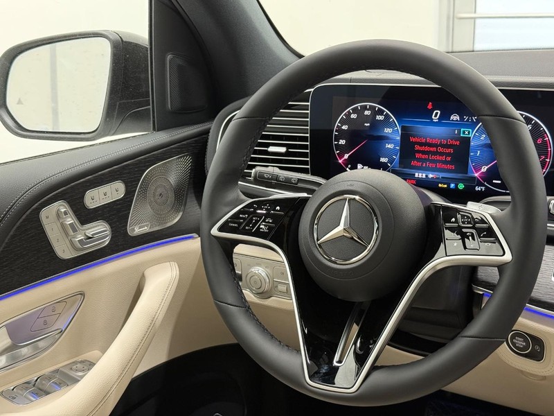 Mercedes-Benz GLE Vehicle Image 8