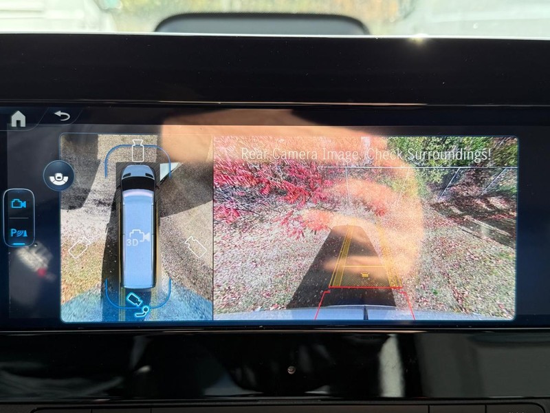 Mercedes-Benz Sprinter Van Vehicle Image 14