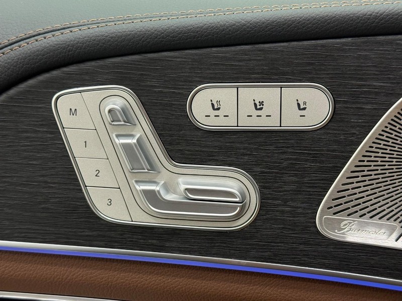 Mercedes-Benz GLE Vehicle Image 10