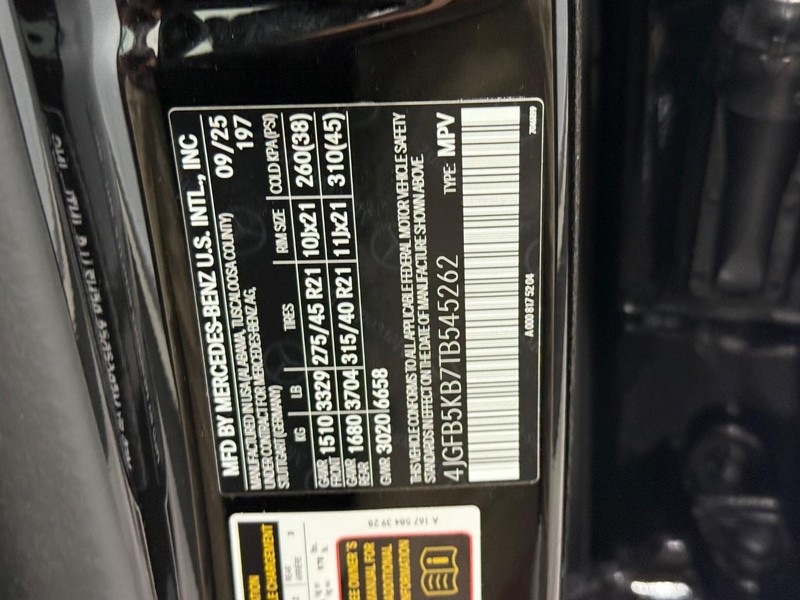 Mercedes-Benz GLE Vehicle Image 18