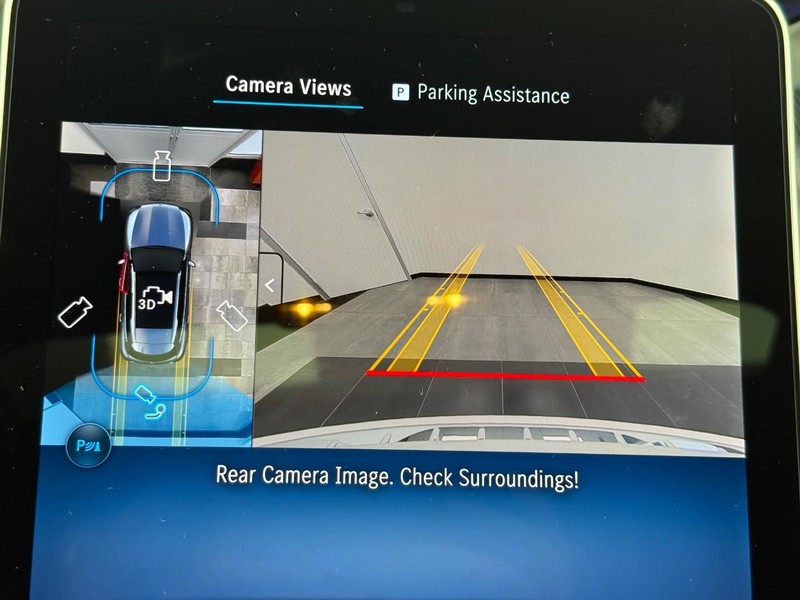 Mercedes-Benz GLC Vehicle Image 14