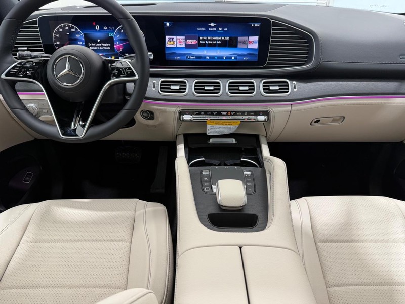 Mercedes-Benz GLE Vehicle Image 6