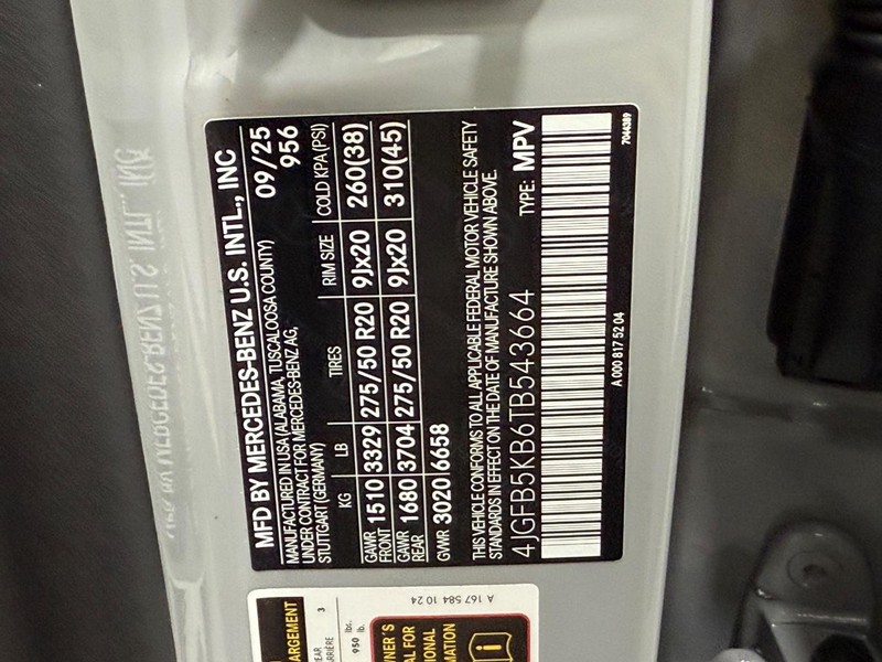 Mercedes-Benz GLE Vehicle Image 18