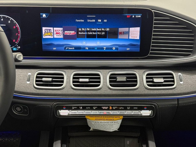 Mercedes-Benz GLE Vehicle Image 7