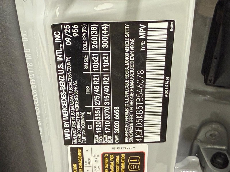 Mercedes-Benz GLE Vehicle Image 18