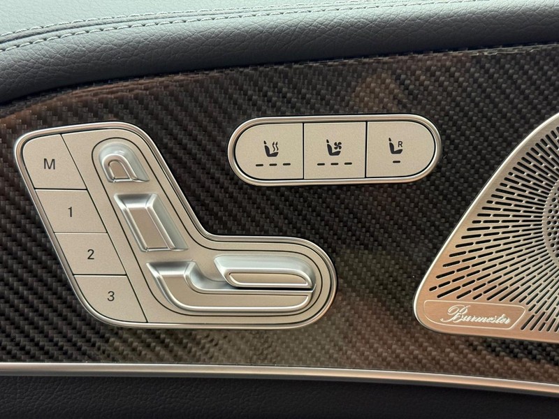 Mercedes-Benz GLE Vehicle Image 10