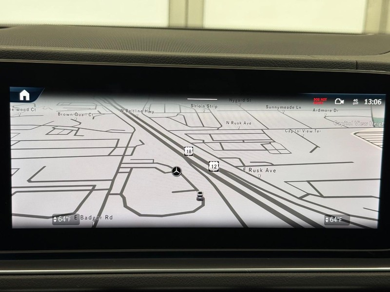 Mercedes-Benz GLE Vehicle Image 15