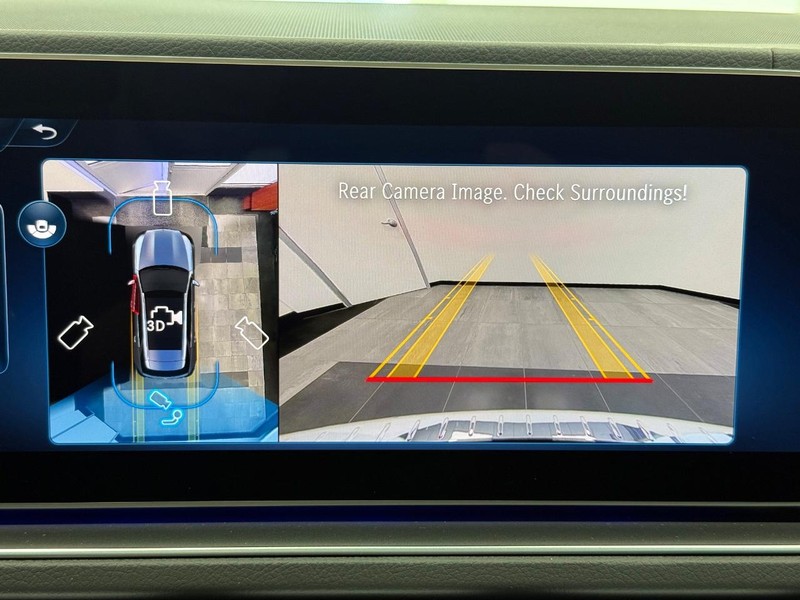 Mercedes-Benz GLE Vehicle Image 14