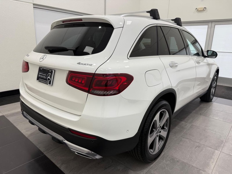 Mercedes-Benz GLC Vehicle Image 2