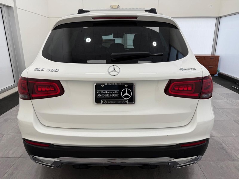 Mercedes-Benz GLC Vehicle Image 3