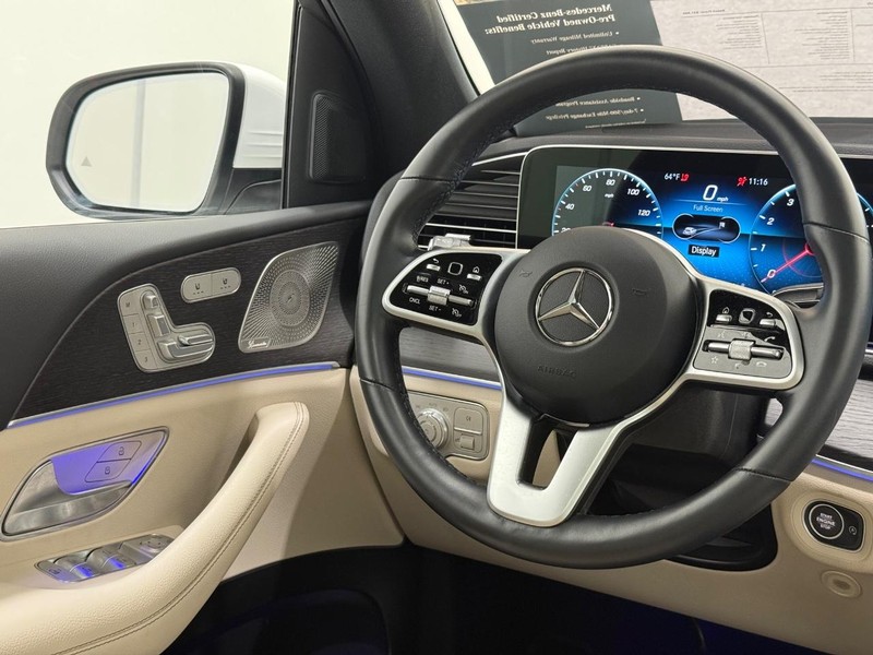 Mercedes-Benz GLE Vehicle Image 7