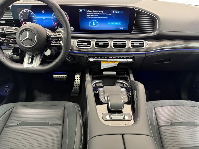 Mercedes-Benz GLE Vehicle Image 6