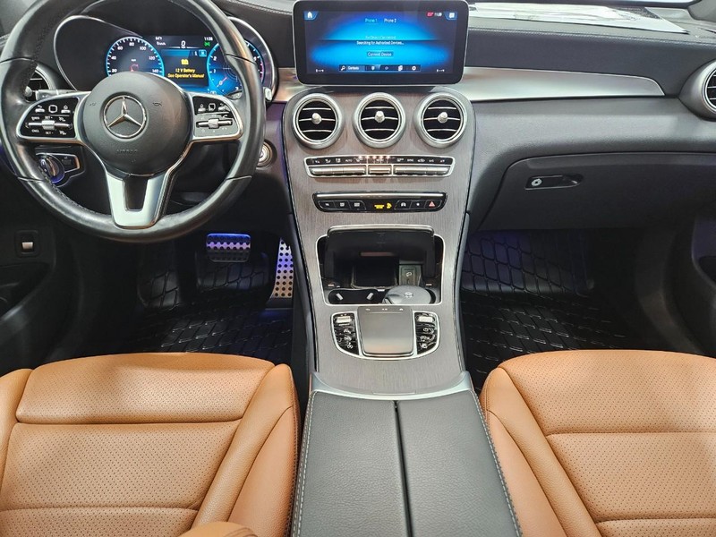 Mercedes-Benz GLC Vehicle Image 9