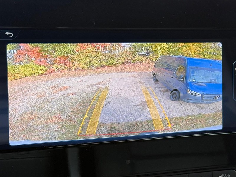 Mercedes-Benz Sprinter Van Vehicle Image 14