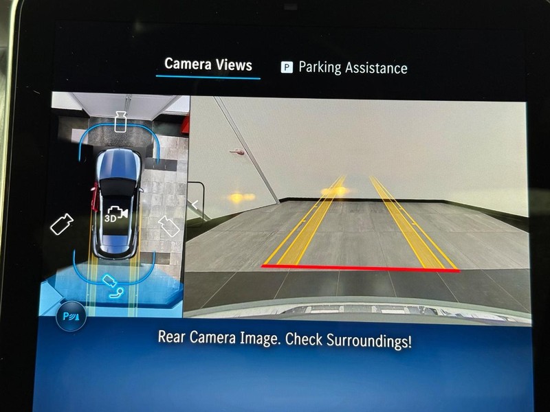 Mercedes-Benz GLC Vehicle Image 15