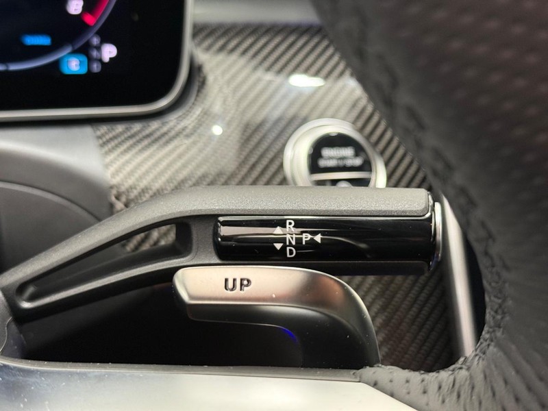 Mercedes-Benz C-Class Vehicle Image 13