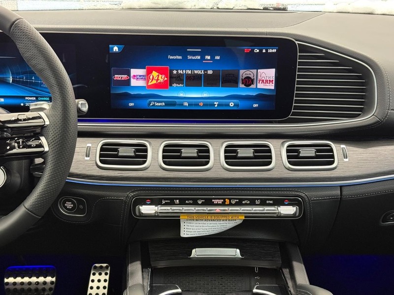 Mercedes-Benz GLE Vehicle Image 7