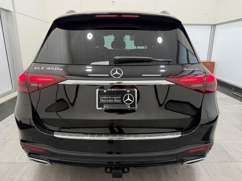 Mercedes-Benz GLE Vehicle Image 3