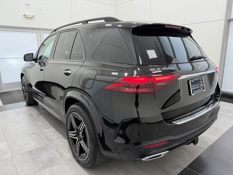 Mercedes-Benz GLE Vehicle Image 4