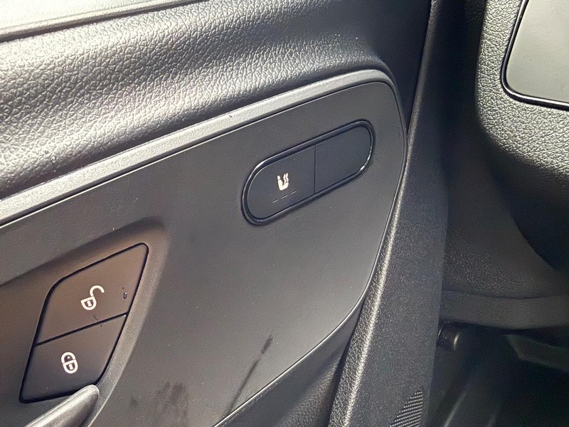 Mercedes-Benz Sprinter Cargo Van Vehicle Image 10