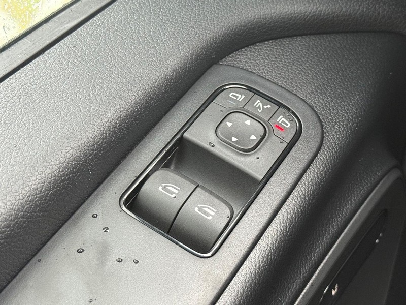 Mercedes-Benz Sprinter Cargo Van Vehicle Image 11