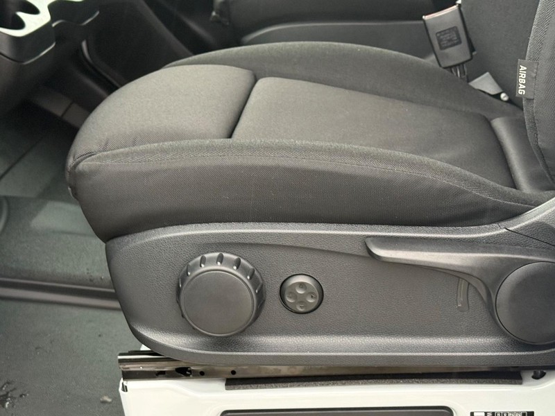 Mercedes-Benz Sprinter Cargo Van Vehicle Image 12