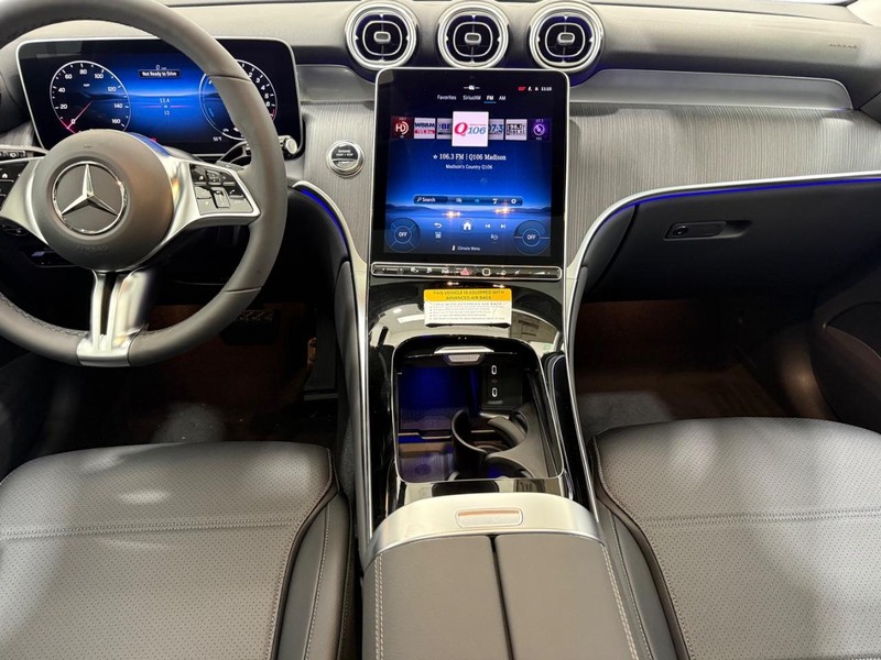 Mercedes-Benz GLC Vehicle Image 6