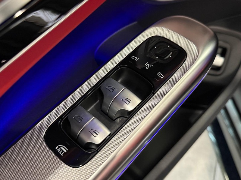 Mercedes-Benz CLE Vehicle Image 14