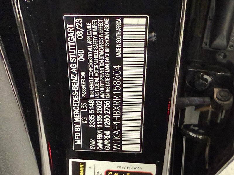 Mercedes-Benz C-Class Vehicle Image 21