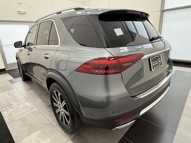 Mercedes-Benz GLE Vehicle Image 4